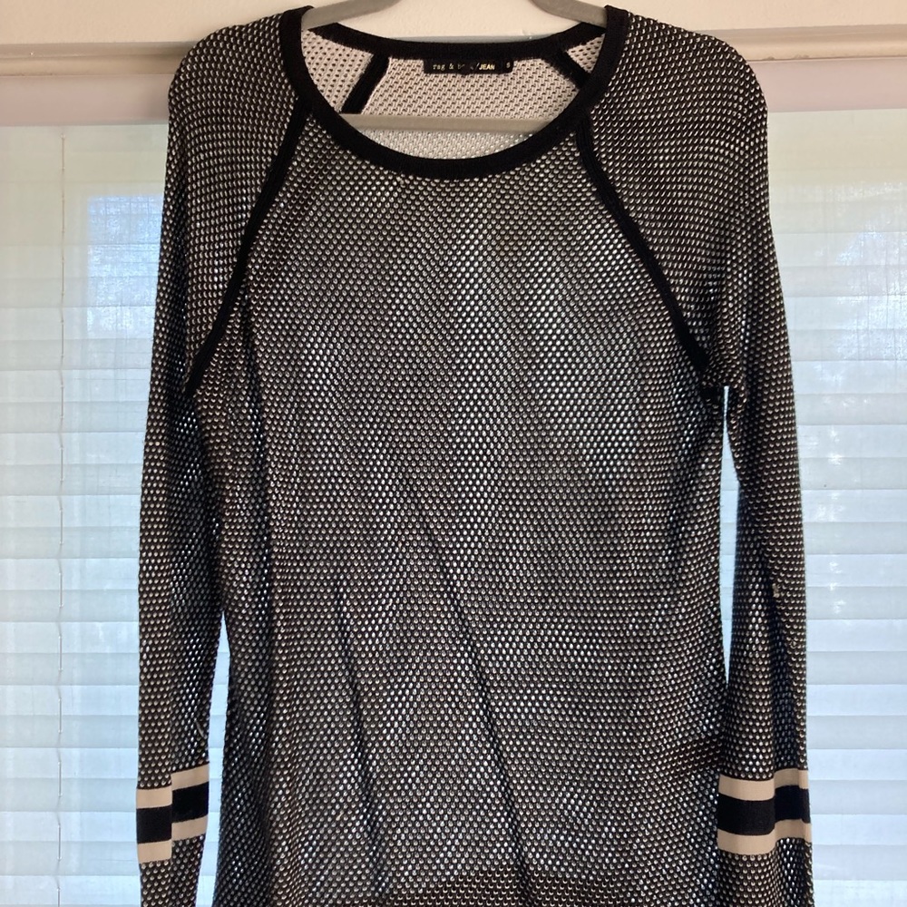 Rag&Bone black lightweight sweater. Size small